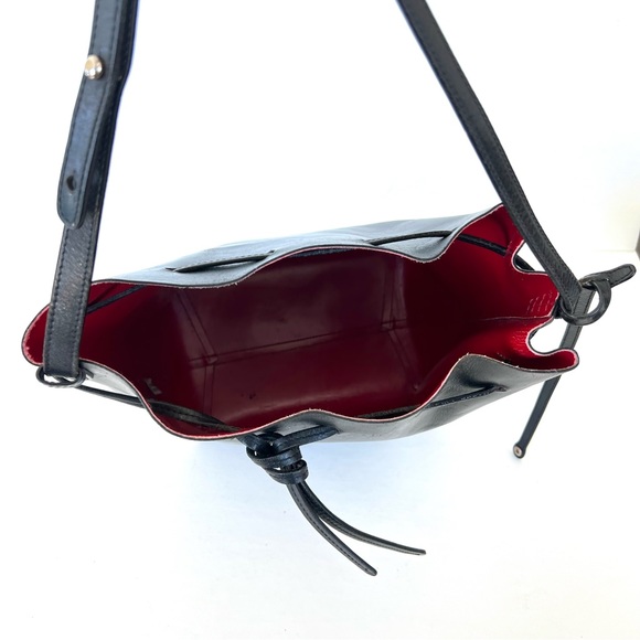 ♦️SOLD♦️MANSUR GAVRIEL Fllamma Black Structured Leather Shoulder Bag Tote Bucket - Picture 8 of 16